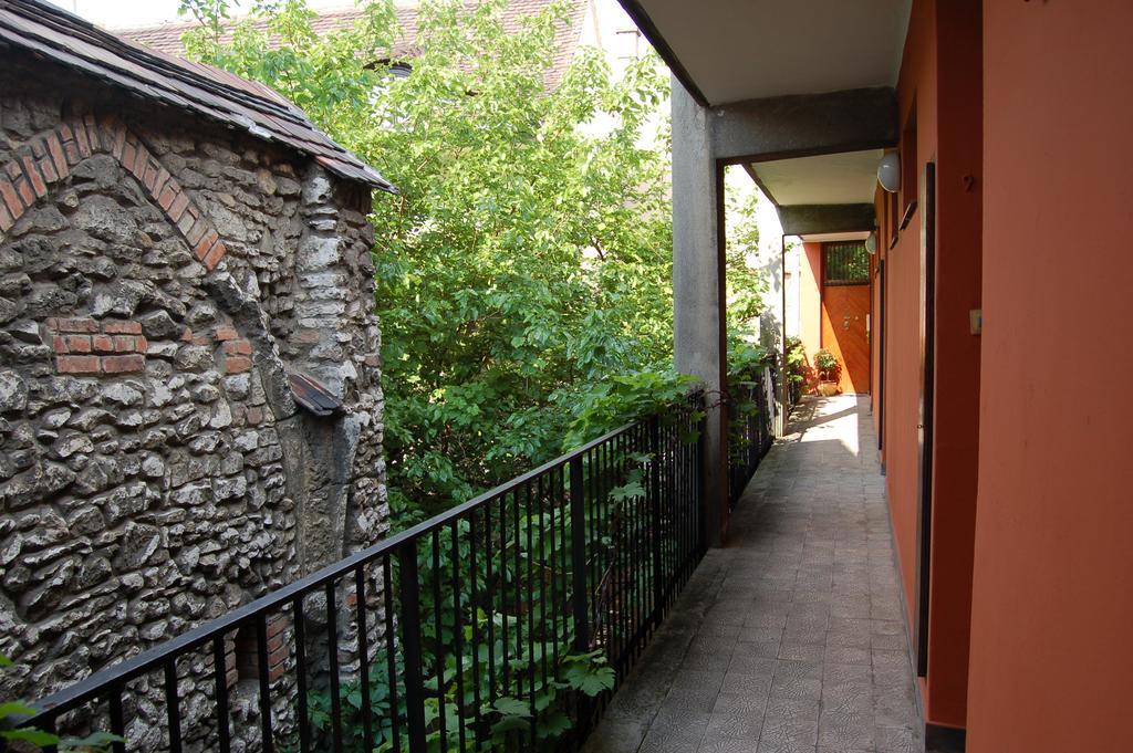 Buda Castle Apartments Budapest Room photo